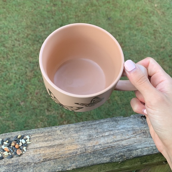 Butterfly coffee mug ☕️ - Picture 2 of 4